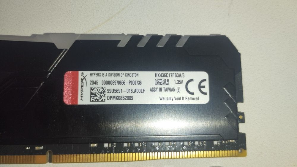 Пара HyperX RGB (2x8GB 3600)