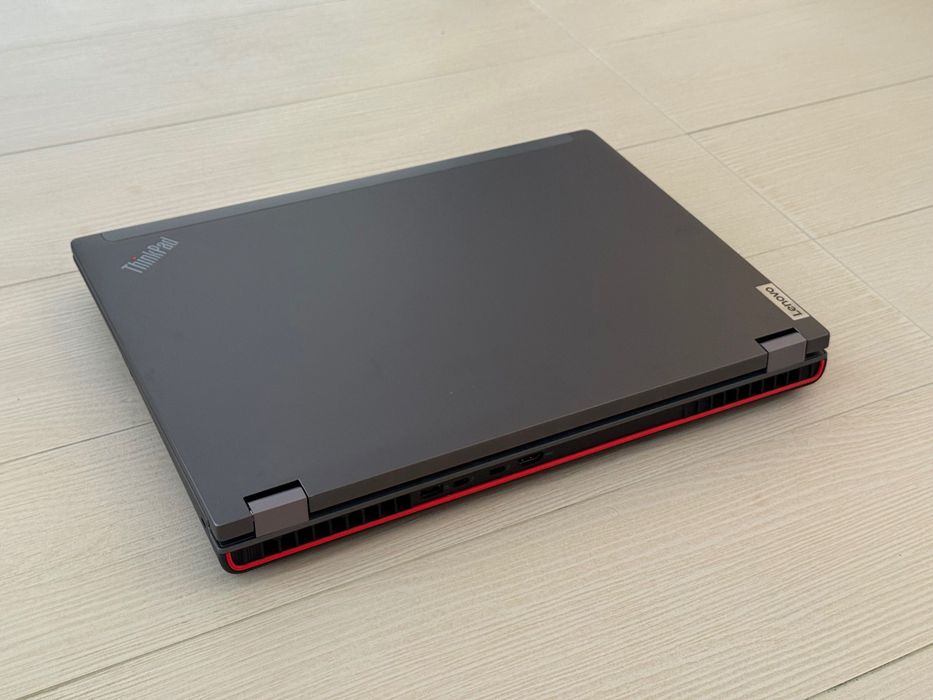 Топ Лаптоп 16’ UHD+4K Oled Touch i7-12850HX  Lenovo Thinkpad P16 Gen1  32GB DDR5  1TB SSD  RTX A1000