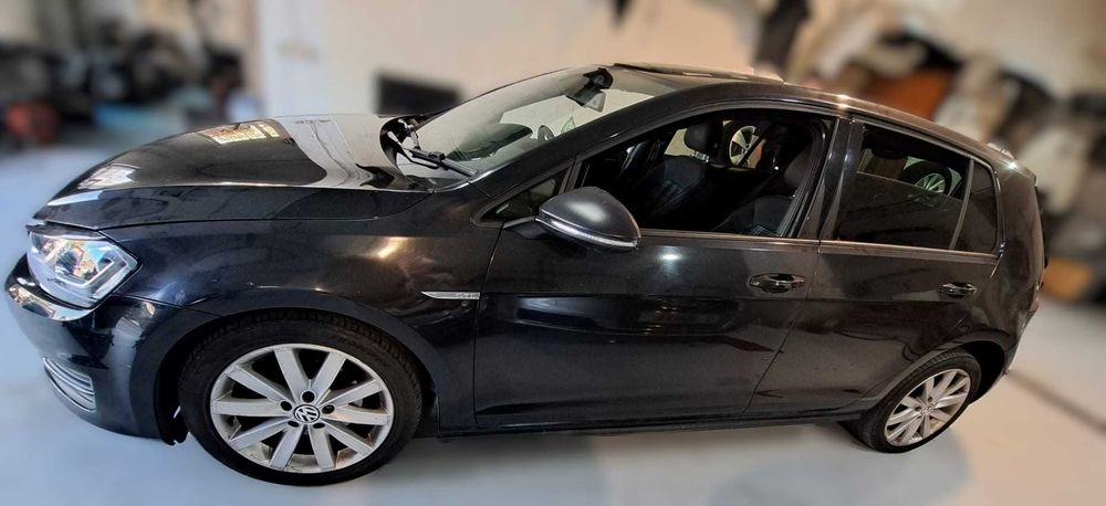 Dezmembrari  VW  Golf 7 – 1.6 TDI -motor CLH , cutie manuală 5 trepte