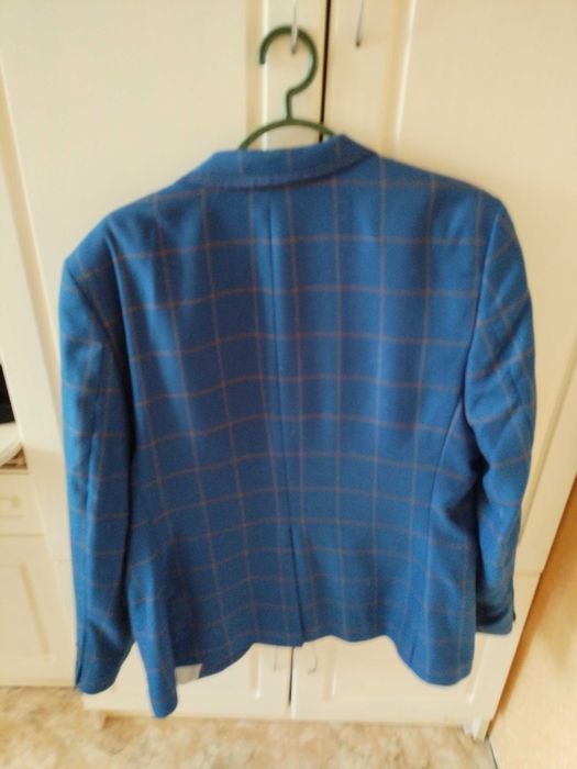 Продаю мужской пиджак б/у