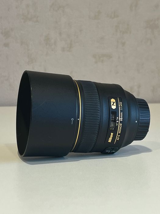 Объектив Nikon AF-S 85mm f/1.4G