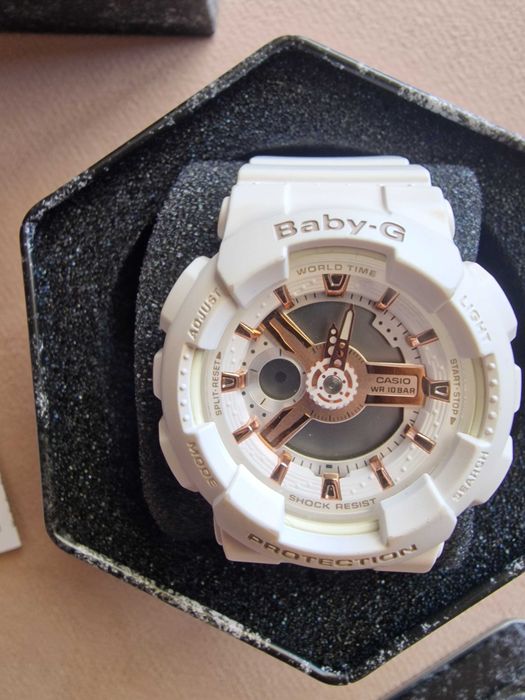 Часовник,Casio G-shock, baby G