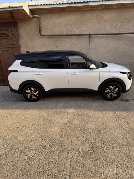 kia carens sotiladi