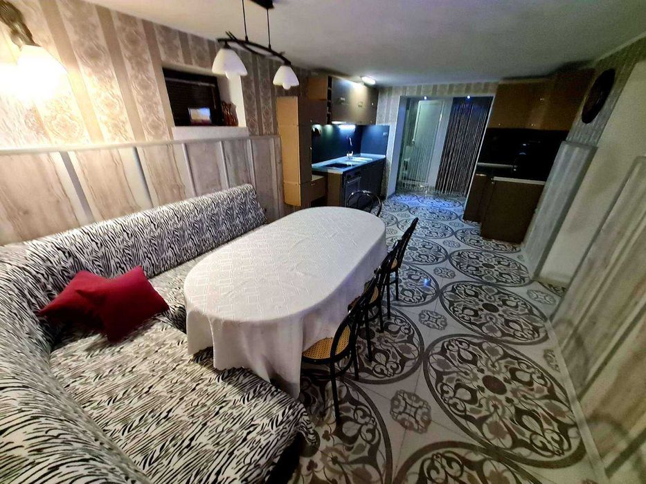 Продава се Къща в Видин, Гео Милев - 231 кв.м за 1074 €/кв.м - Снимка #14