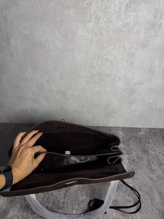 Нова чанта велур balenciaga