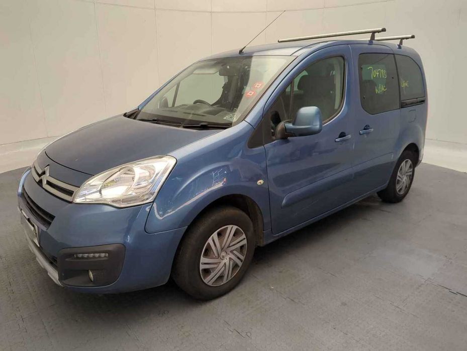 Dezmembrari dezmembrez Citroen Berlingo 2, 1.2 Benz cod motor HNP