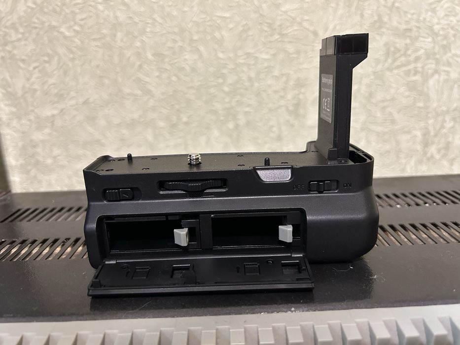 Батарейная ручка Canon RP