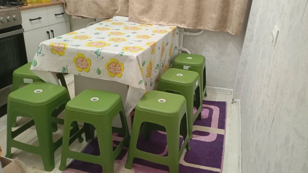 Кухня столы сатылады