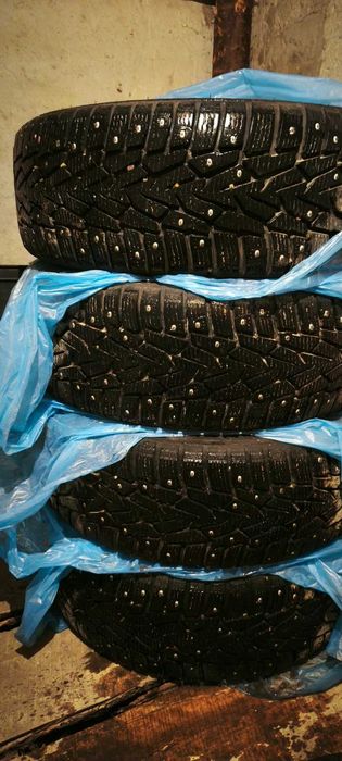 Продам зимние шины с дисками D 16