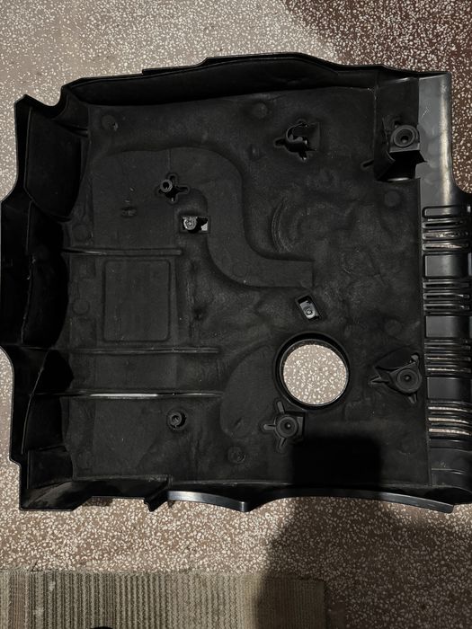 Кора за капак на двигател 2.0 tfsi