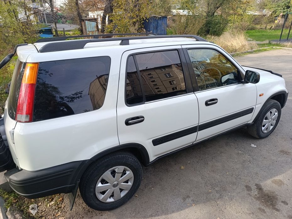 Продаю Хонду C-RV 1997