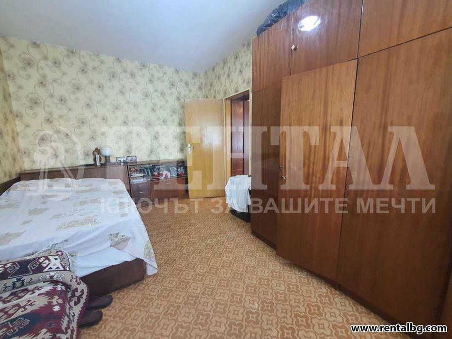 Продава се Тристаен апартамент в Пловдив, Кючук Париж - 87 кв.м за 1598 €/кв.м - Снимка #7