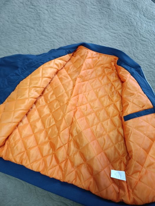 Куртка бомбер новая