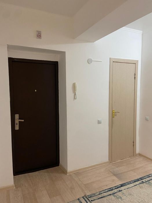 Левый берег 19 — 2 бөлмелі пәтер сатылады (2-қ