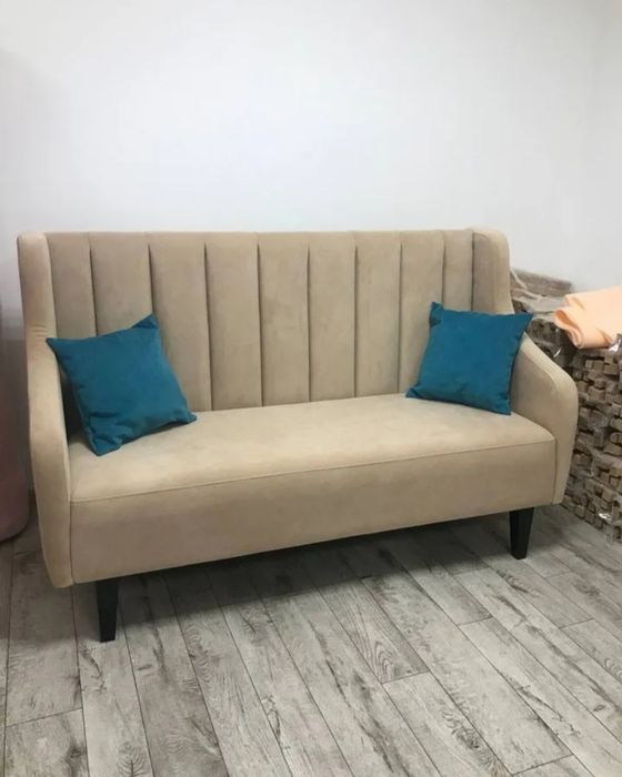 Диваны столы стулья для кафе, бара, ресторана