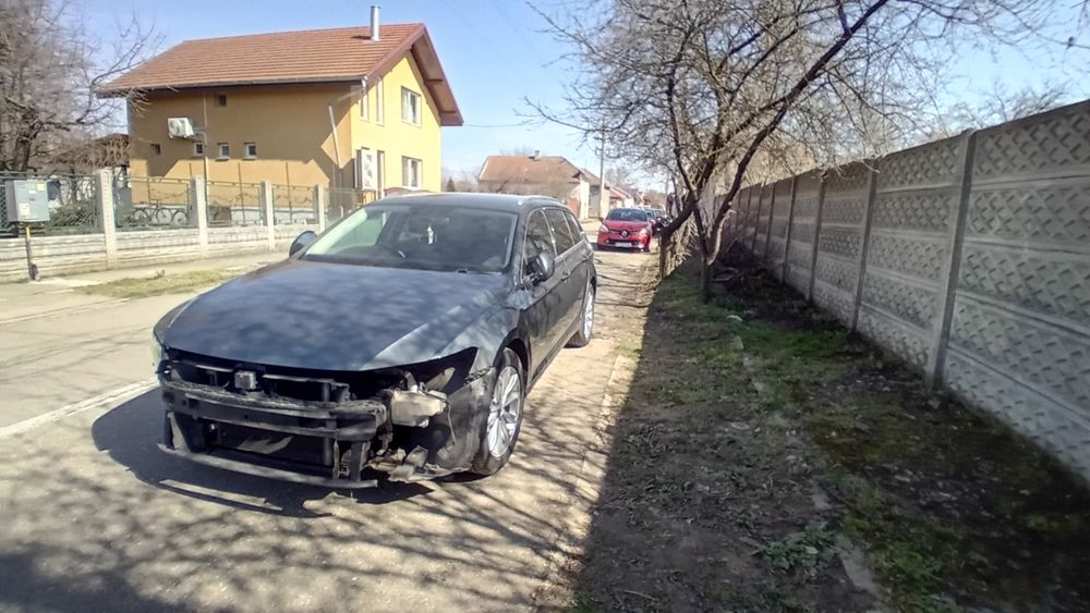 Dezmembrez Passat b8 2.0 150 cp cod crlb