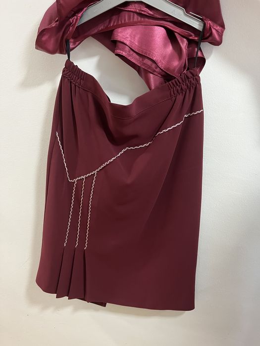 Costum pentru damă