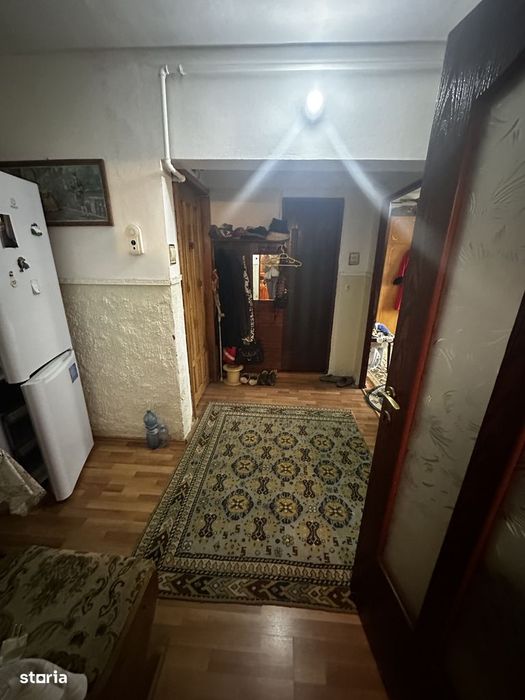 Apartament cu 2 camere de vanzare decomandate, 47 mp, Dealul Florilor