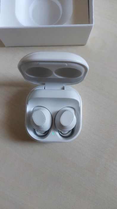 Беспроводные наушники