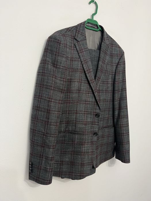 Costum elegant Barbati Escudo