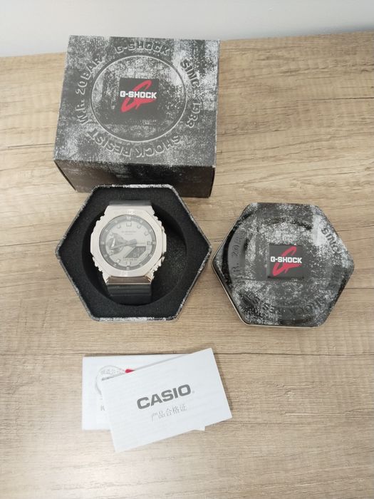 Часы Casio G-Shock