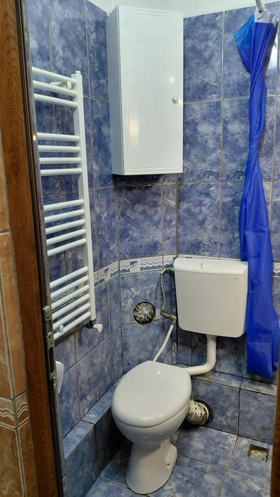 Închiriez Garsoniera