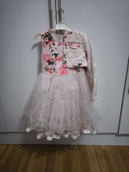 Платья для девочек