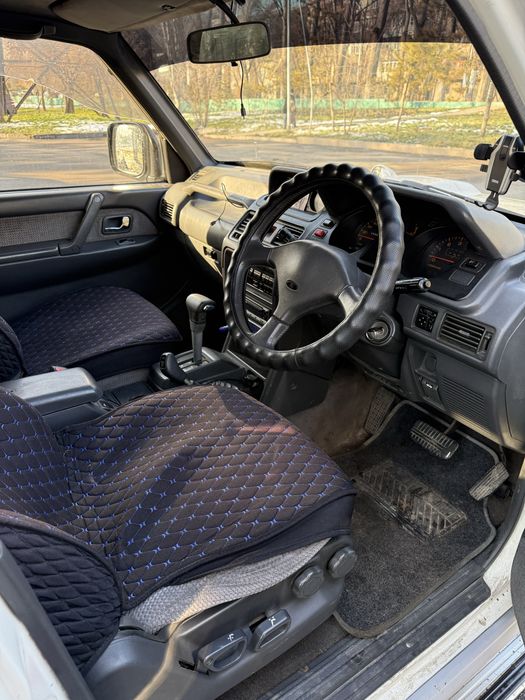 mitsubishi pajero 1995 года
