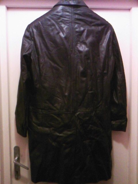 Haina piele neagra barbati marca KIT, The Natural Choice, Anglia