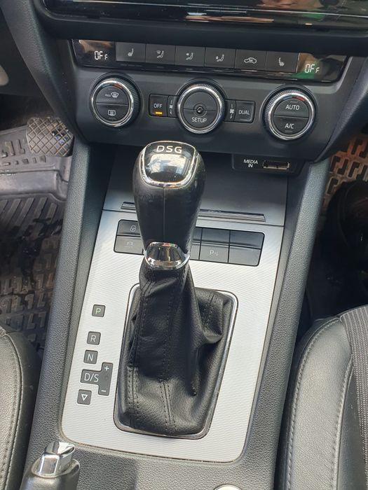 Skoda octavia 2014 365000km 2.0D automat