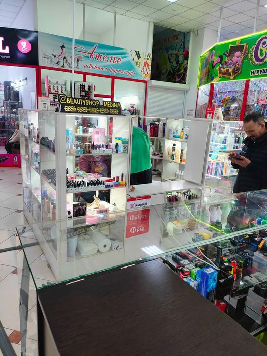 Продам мебель под косметику