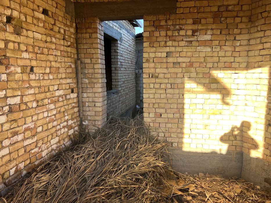 Продам Дом своя каробка 4 комнат земля 2 сотки