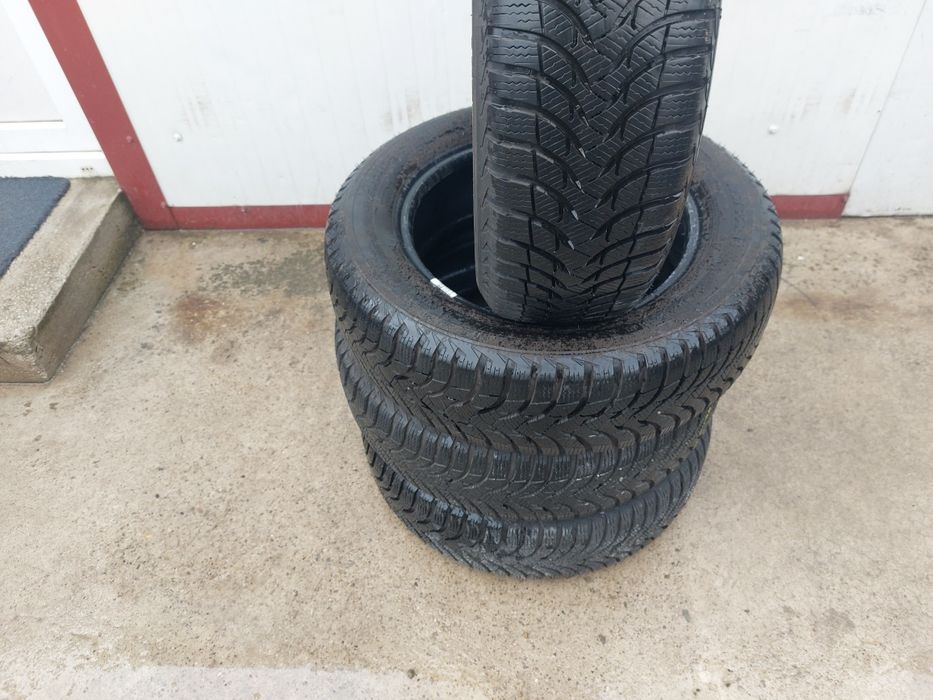 125 lei bucata! Set anvelope M+S/IARNA 175 65 r15 Michelin! 8 mm
