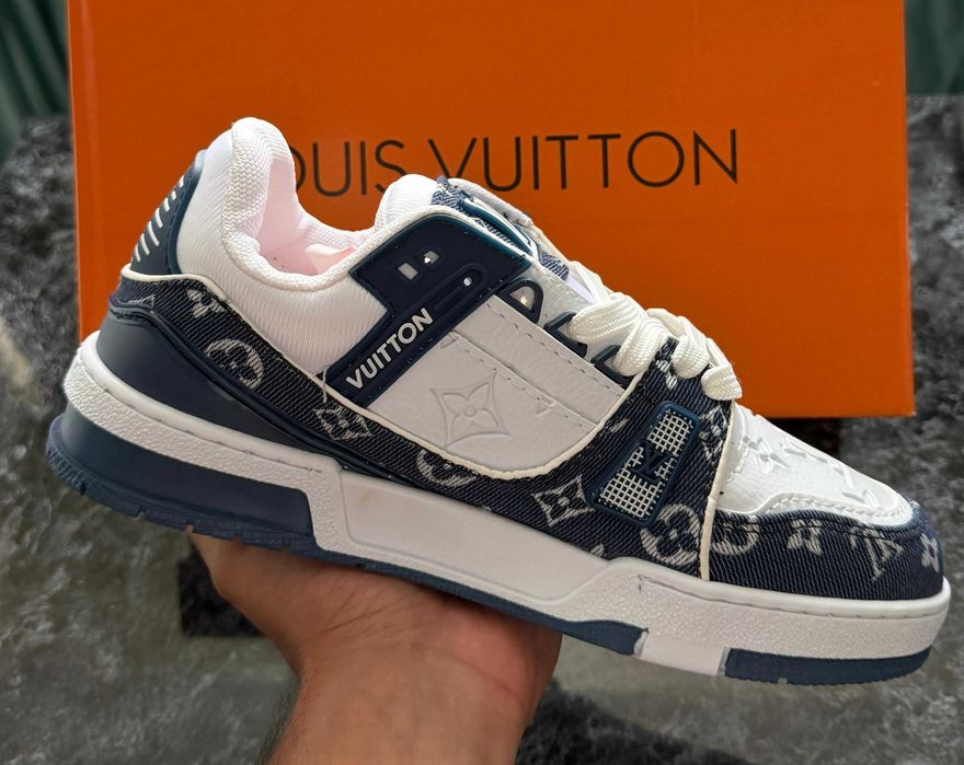 Adidasi Louis Vuitton Trainer LV - ALB - ALBASTRU- Produs Nou - Full Box