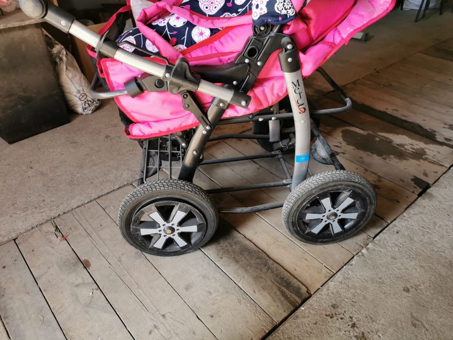 Детска коляска, состояние отличное.