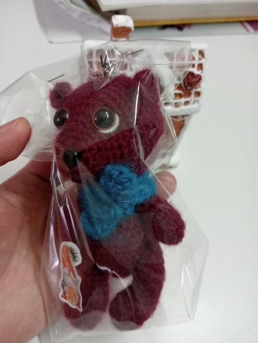 Вязаные игрушки -брелки,ручная работа