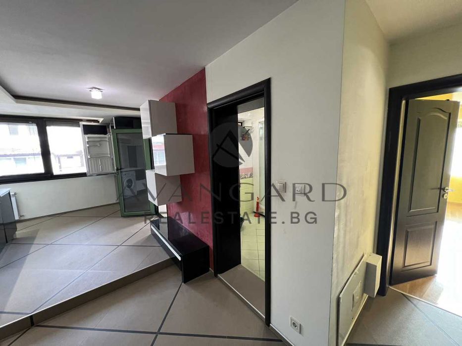 Продава се Тристаен апартамент в Пловдив, Кършияка - 140 кв.м за 1800 €/кв.м - Снимка #12