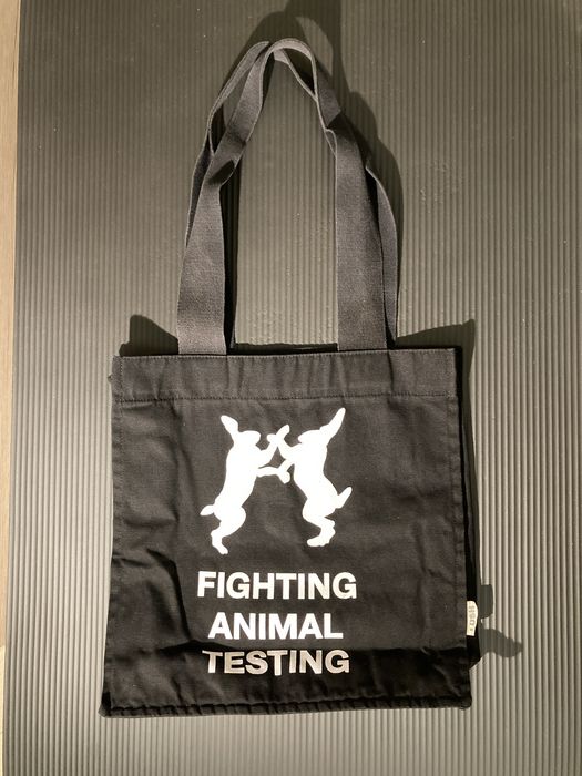 Сумка Lush fighting animal testing