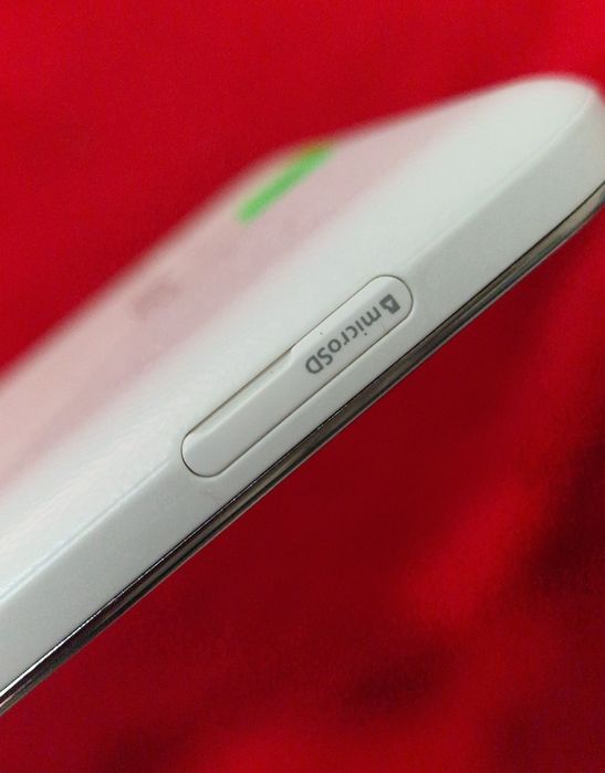 Tableta Samsung Galaxy Tab 4 cu android 4.44