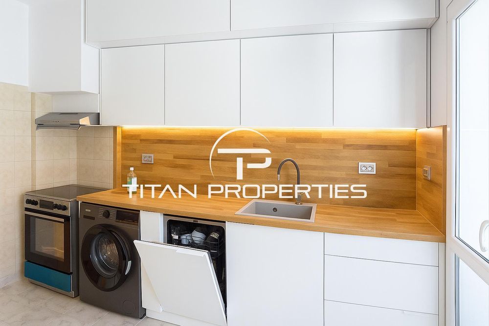 Тристаен апартамент в кв. Кючук Париж