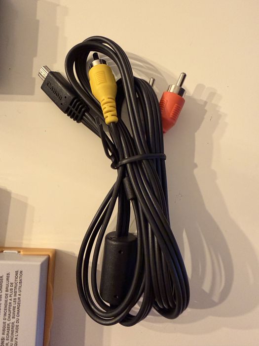 Baterii și încărcătoare Canon LP-E8 originale și compatibile