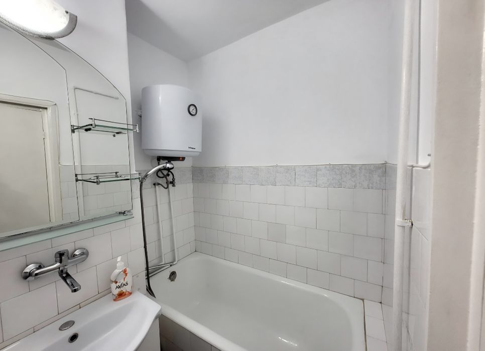 De vânzare garsonieră