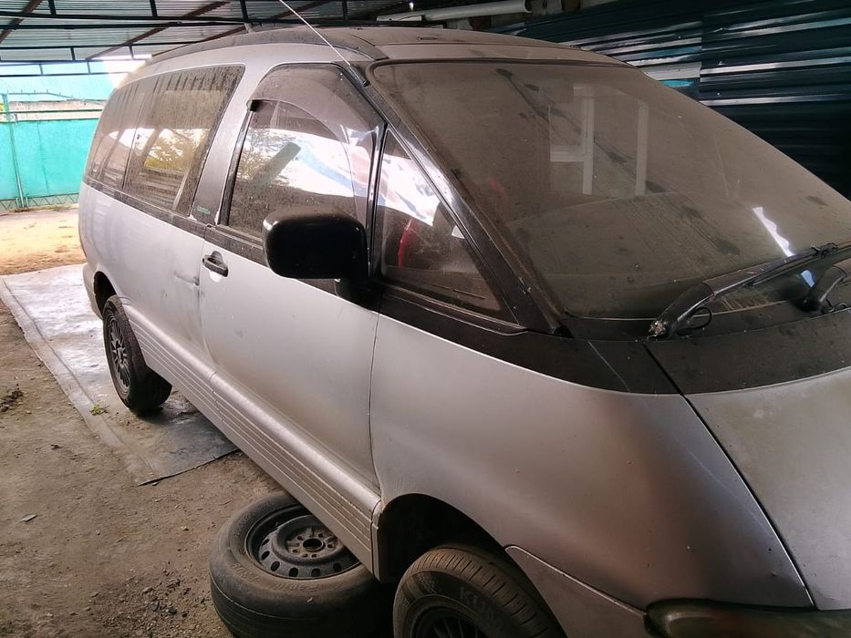 Продам Тойота Люсида