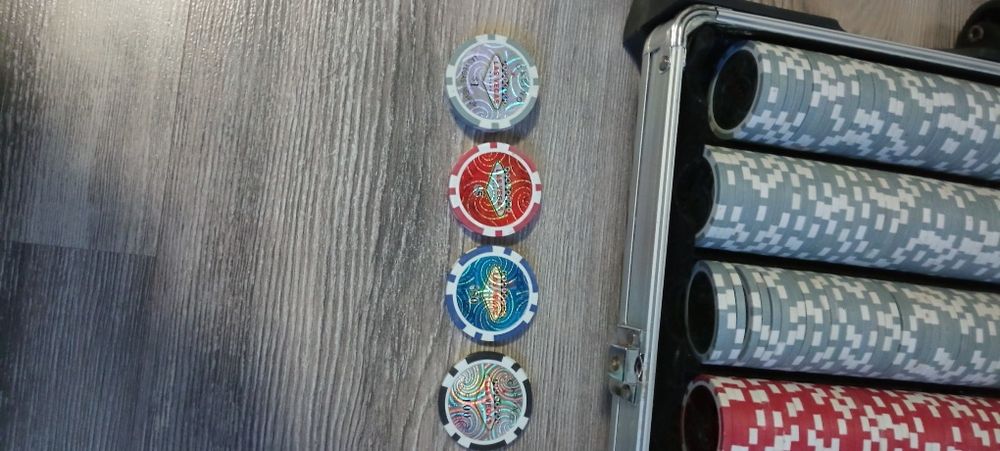 Чипове за игра на покер