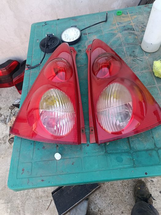 Stopuri Peugeot 107 Stînga dreapta