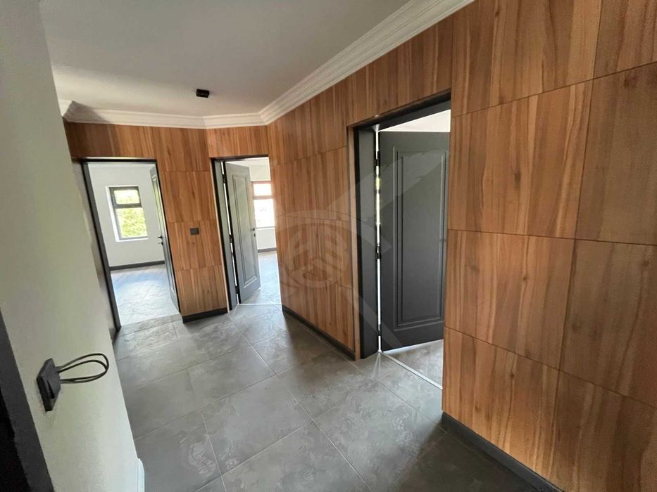 Тристаен апартамент в Мараша 61945