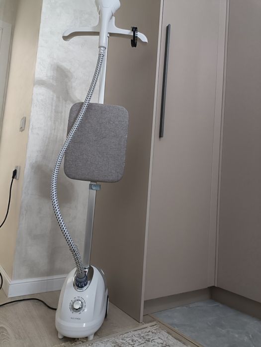 Отпариватель AULANDI продаю.