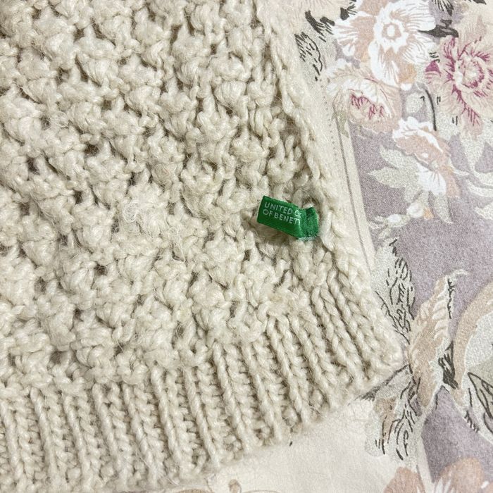 Комплект шапка и шал с вълна benetton