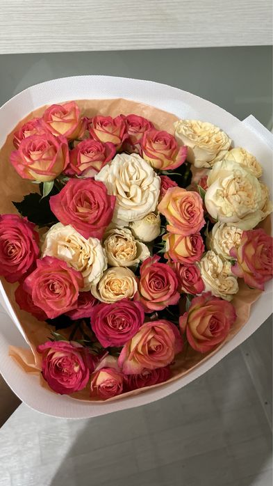 әдемі арзан бағада гүлдер сатамын колжетімді бағада