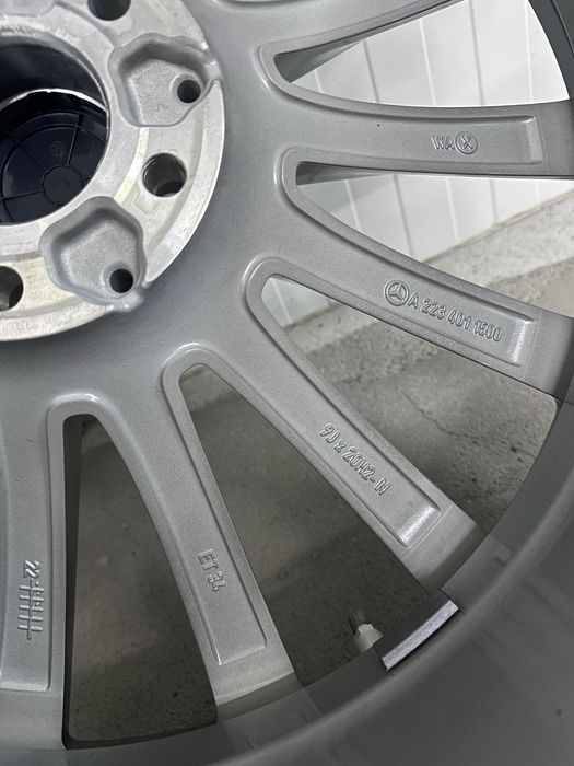 Оригинални 20 цола джанти Mercedes S class W223 W222 с летни гуми